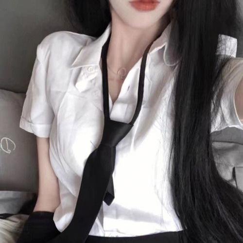 女集中营